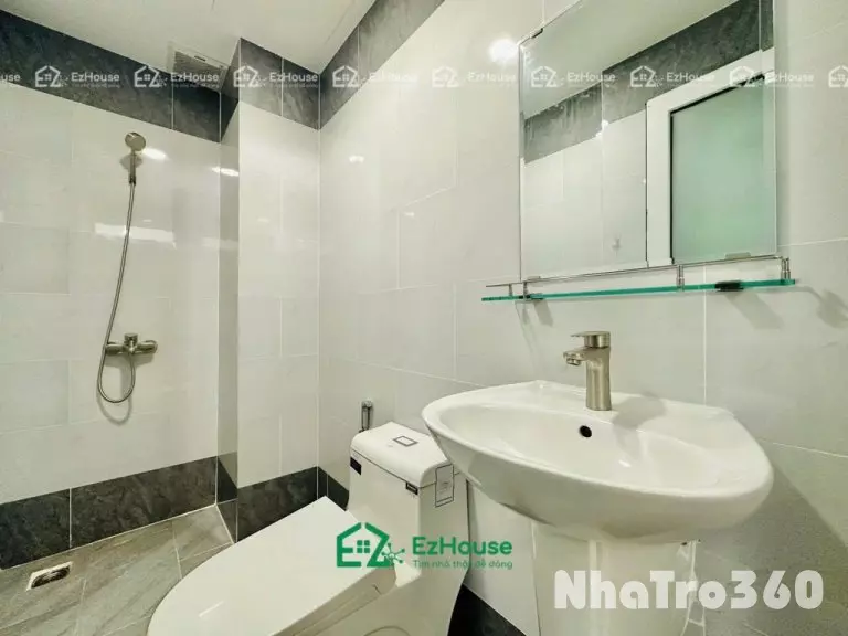 Ban công, phòng siêu rộng, Full nội thất, thoáng