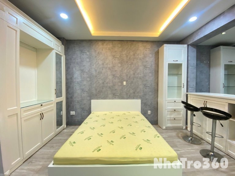 Cho thuê căn hộ siêu rộng 55m2 ngay Quận 1