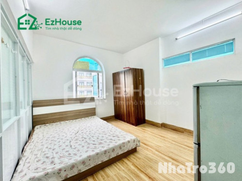 Phòng full nội thất, cửa sổ trời, mới, tự do