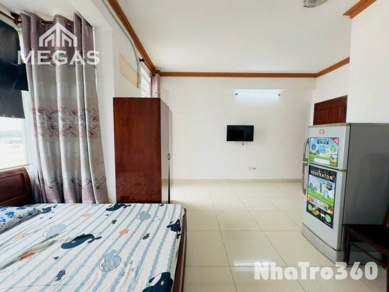 Phong bancol,full nthat,cửa vân tay,thang máy