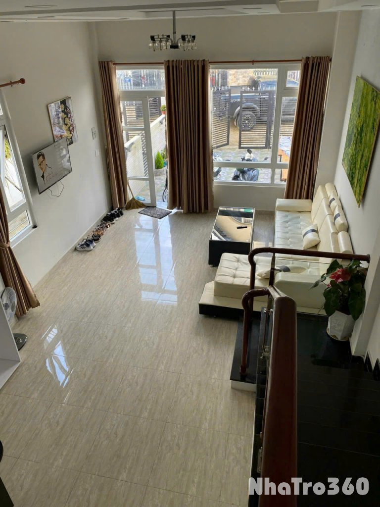 CHO THUÊ VILLA FULL NỘI THẤT CƠ BẢN ĐỒI THÔNG TIN PHƯỜNG 8 GIÁ 12TR