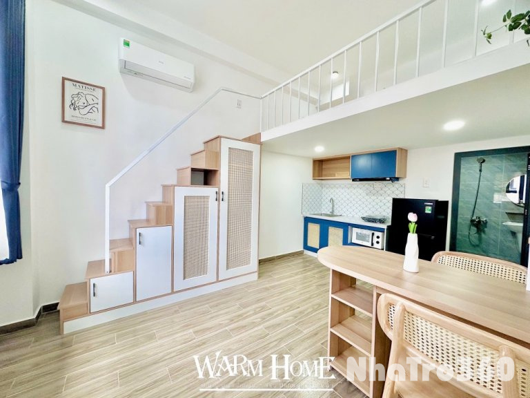 CHDV gần sân bay, ĐH HUFLIT, Etown, gác thang máy