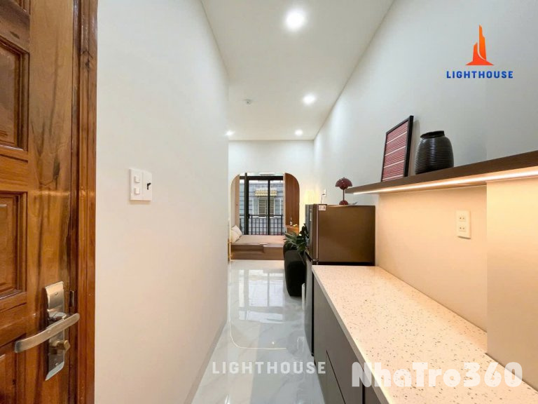 CĂN STUDIO TÁCH BẾP BAN CÔNG SIÊU ĐẸP TẠI TÔ HIẾN THÀNH Q10