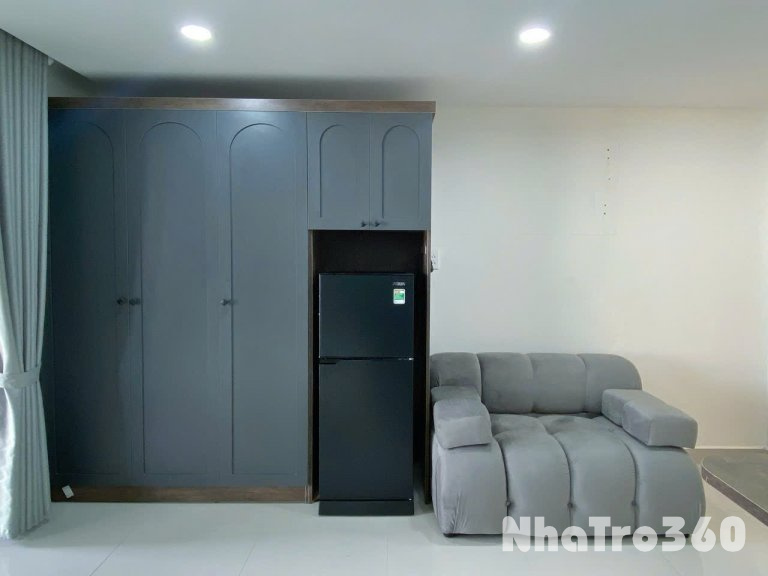 CĂN STUDIO TÁCH BẾP BAN CÔNG NGAY MẶT TIỀN ĐƯỜNG 3/2   Ngay sát cầu vượt Nguyễn Tri Phương