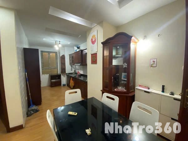 Chung cư phố VỌNG, 100m, 3 ngủ, 2 wc, 14 triệu, full nội thất