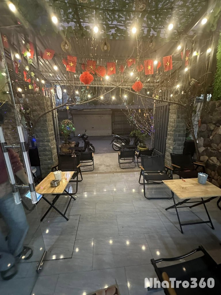 Cho thuê mặt bằng kinh doanh Nguyễn Chánh, 45m2, vỉa hè rộng làm spa, cafe, salon tóc