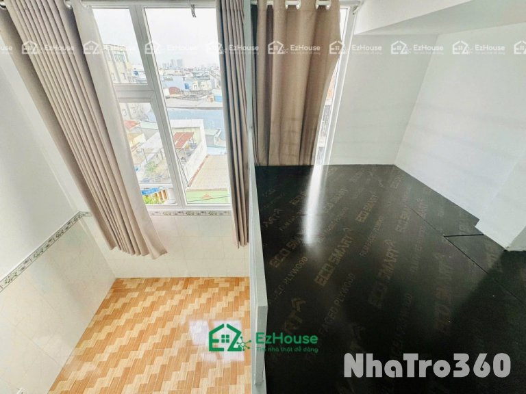 Nội thất máy lanh, gác, cửa sổ trời, thang máy