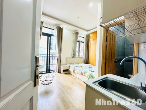 Trống sẵn căn STUDIO BAN CÔNG dọn vào ở ngay luôn khách ơii
