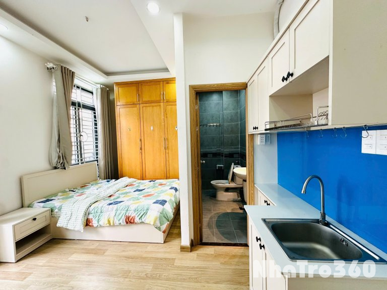 Trống sẵn căn STUDIO BAN CÔNG dọn vào ở ngay luôn khách ơii