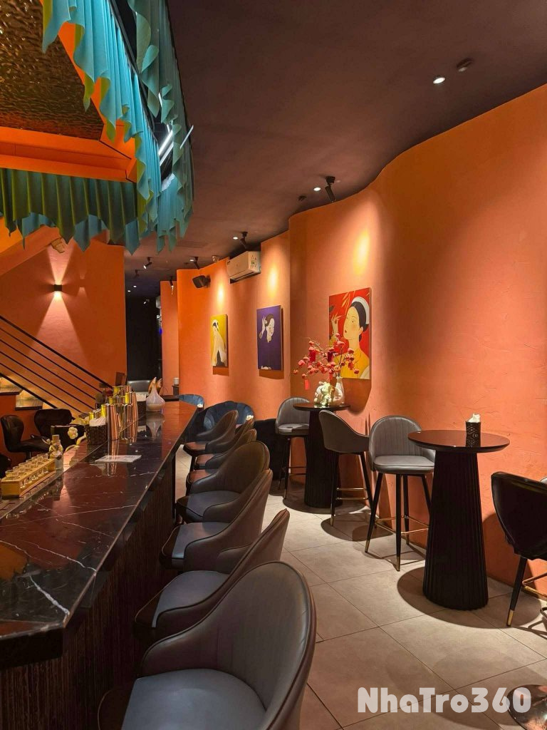 Sang Nhượng Cửa Hàng Quán Bar Pub Vị trí : lô 2 Shophouse cc Thanh Bình, đường Nguyễn Cao Tp Bắc Ninh