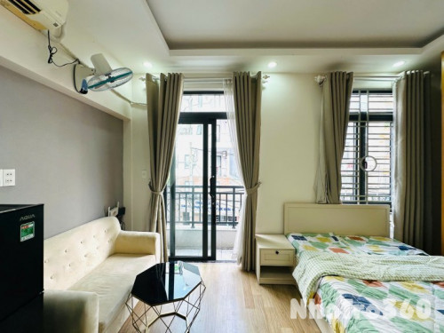 Trống sẵn căn STUDIO BAN CÔNG dọn vào ở ngay luôn khách ơii