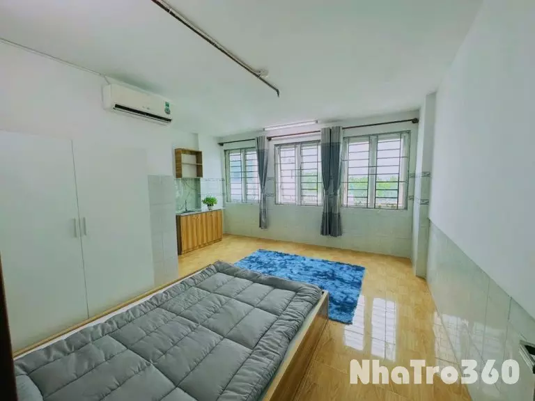 Studio full nt , cửa sổ trời , thang máy , vân tay