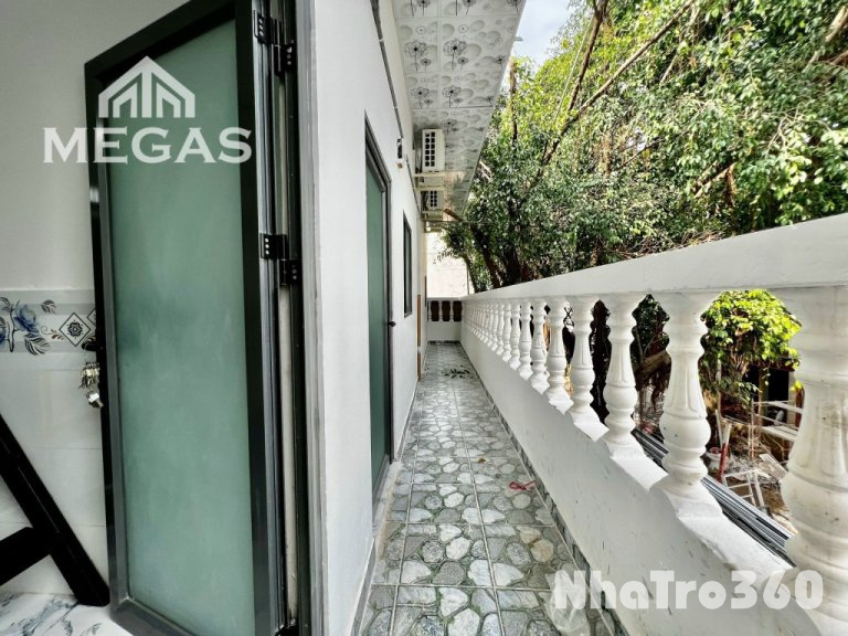 Phòng mới xây- 30m2-Ban công thoáng-full nội thất