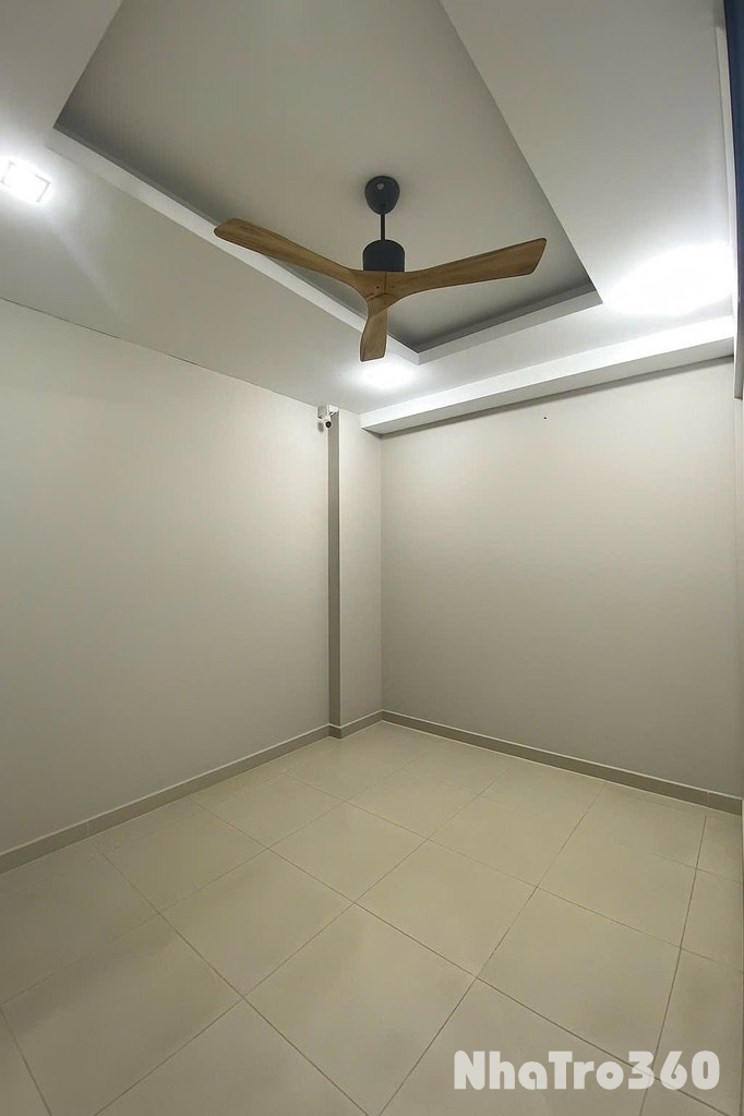 Cho thuê chung cư 2PN 2WC giáp ranh Q1