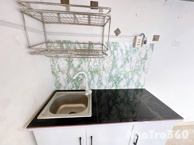 Phòng thoáng-có bancol-có gác