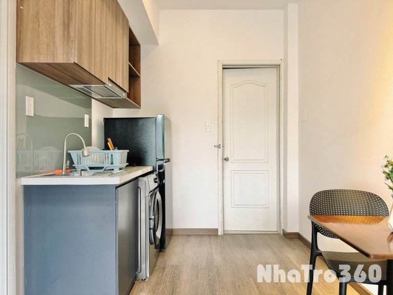 🏝🏝 CHO THUÊ CĂN HỘ 1 PHÒNG NGỦ XINH XẮN - CÓ BAN CÔNG VIEW BỜ KÈ HOÀNG SA QUẬN 1 🏝🏝