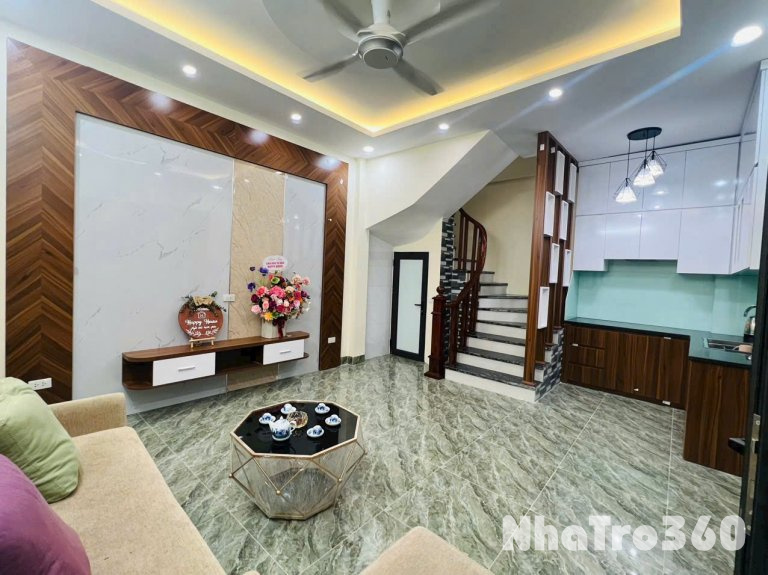 Cho thuê nhà nguyên căn 5 tầng tại ngõ 193 Nam Dư, Lĩnh Nam, Hoàng Mai ( Miễn QC )