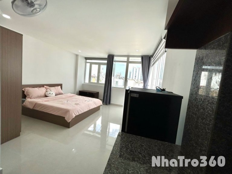 Căn Hộ Ban Công Máy Giặt Riêng CMT8 Quận 10