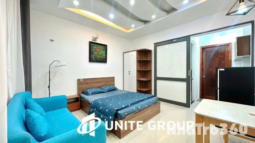 STUDIO TÁCH BẾP BAN CÔNG  GẦN CÔNG TRƯỜNG DÂN CHỦ