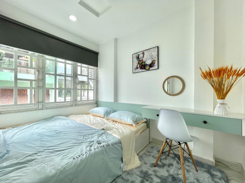 🏠Cho thuê căn hộ Studio Ban công Q1 gần cầu Nguyễn Văn Cừ, Nowzone, chợ Bến Thành