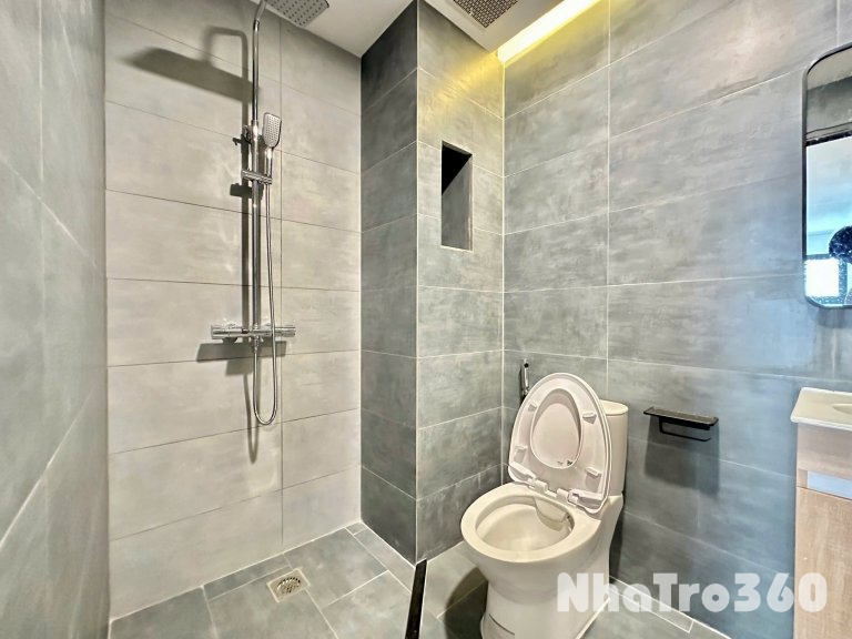 Cho thuê căn hộ Q4, đường Xóm Chiếu, gần   ĐH Nguyễn Tất Thành, cầu Kênh Tẻ, Nhà Thờ Xóm Chiếu