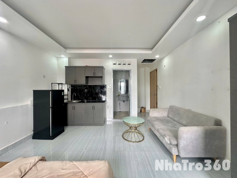 Căn Hộ Ban Công Thang Máy Nguyễn Trãi Quận 1