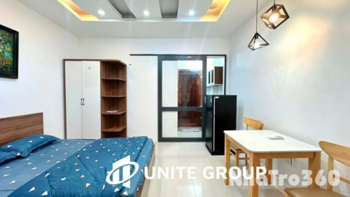 STUDIO TÁCH BẾP BAN CÔNG  GẦN CÔNG TRƯỜNG DÂN CHỦ