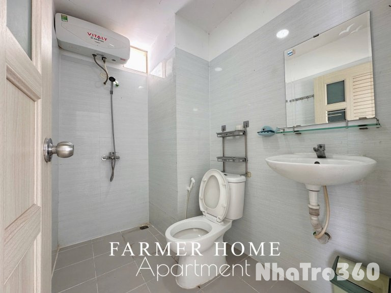 Cho thuê căn hộ Studio Ban công, Máy giặt riêng Q1 gần công viên Lê Văn Tám, chợ Tân Định, nhà thờ Tân Định