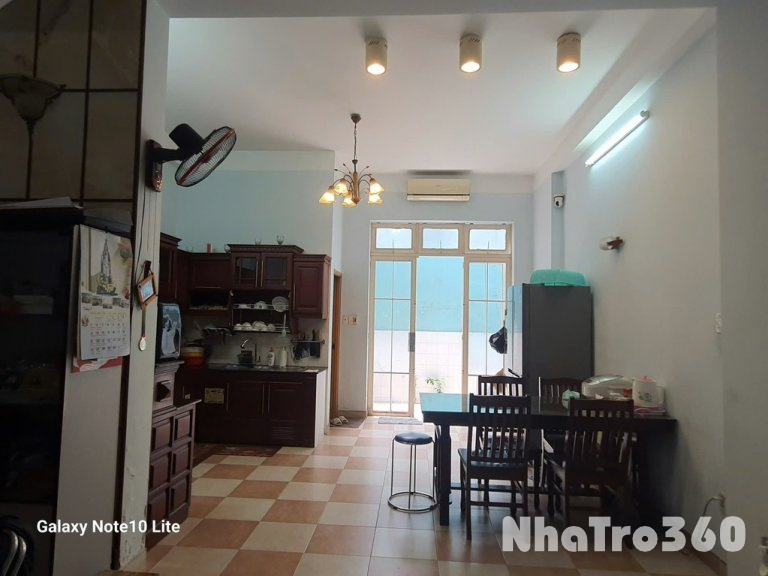 Nhà Nguyên Căn độc quyền