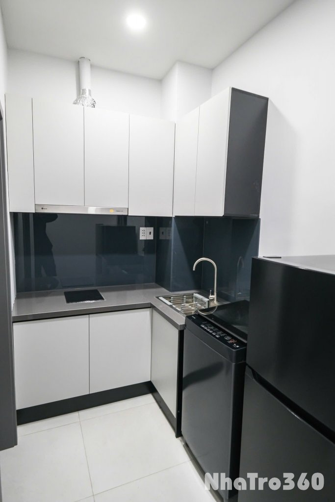 Khai Trương căn hộ ngay trung tâm quận 1, phòng cửa sổ đón nắng, gần hồ Con Rùa, UEH