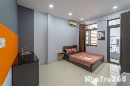 🏠Cho thuê căn hộ Studio Ban công Q1 gần cầu Nguyễn Văn Cừ, Nowzone, chợ Bến Thành, Bitexco, Bùi Viện