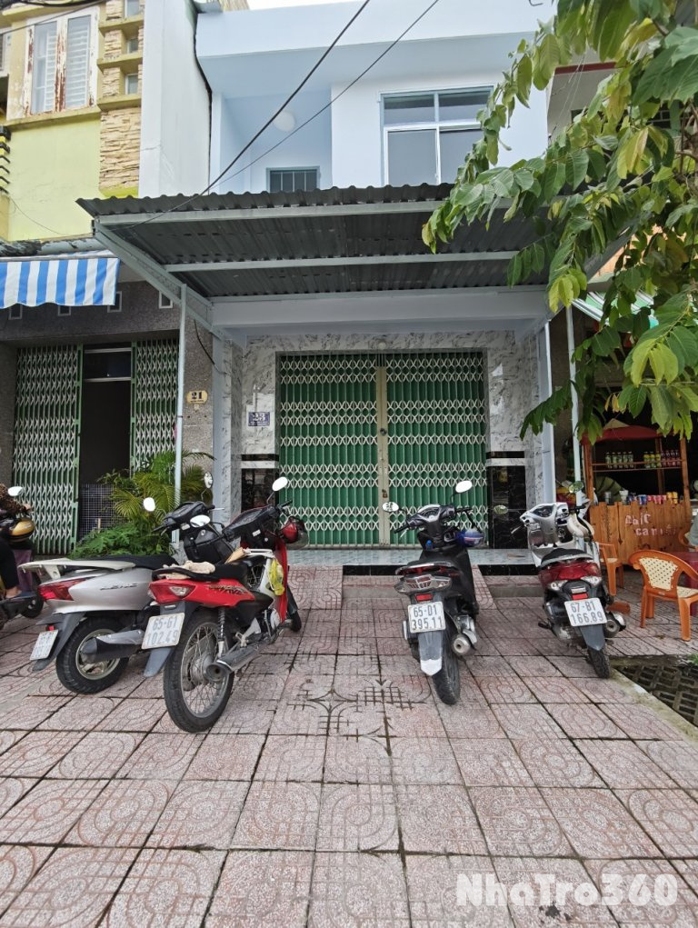 01. Nhà 12 triệu mới đẹp mặt tiền đường Hồ Huỳnh Cương