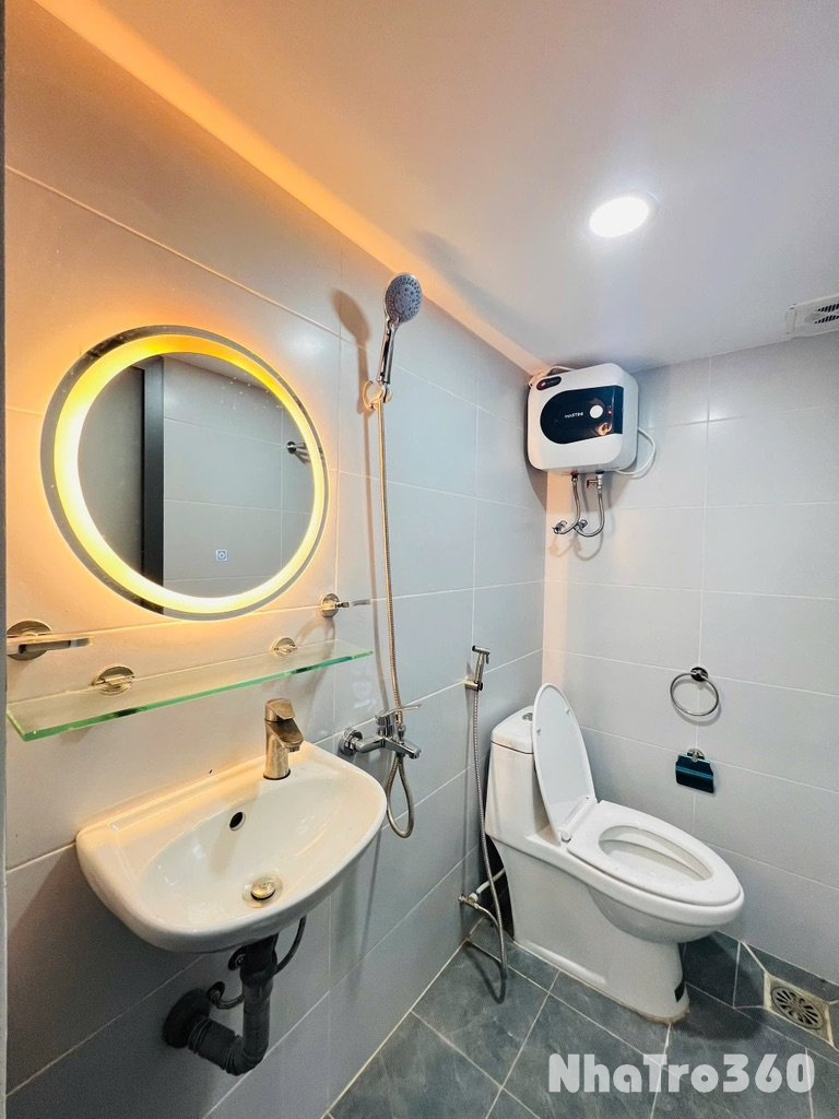 Phòng cho thuê ngay Ngã Tư Bảy Hiền, Gần HVHK, BKU