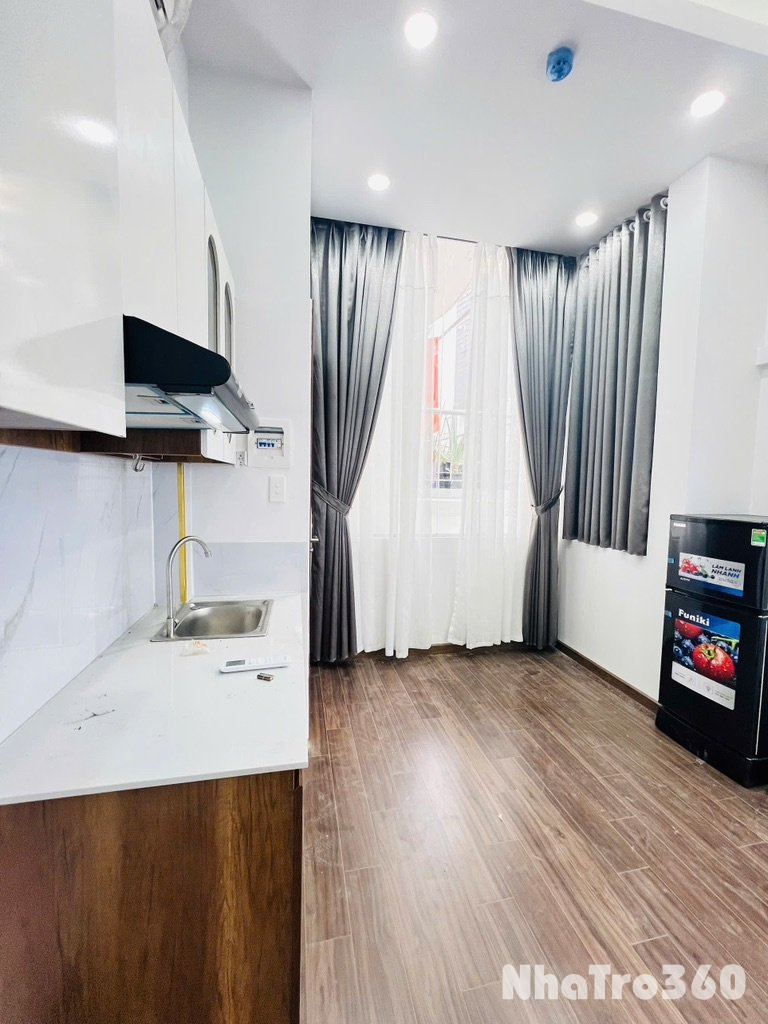 Phòng cho thuê ngay Ngã Tư Bảy Hiền, Gần HVHK, BKU