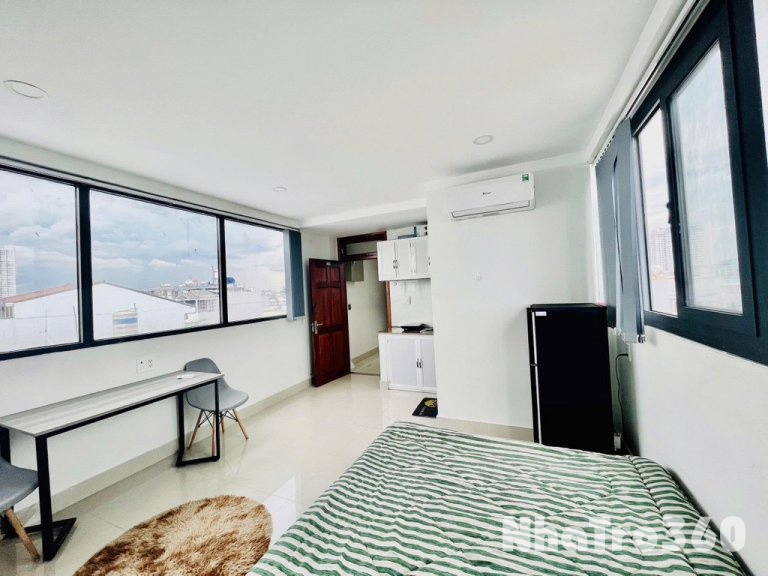 Studio cửa sổ rộng thoáng, full nội thất, tân quy