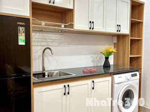 CHO THUÊ CHDV STUDIO TÁCH BẾP FULL NT GẦN SÂN BAY