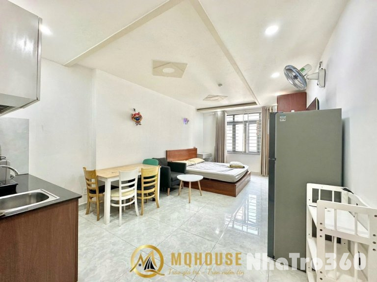 CHO THUÊ CĂN STUDIO RỘNG RÃI CỬA SỔ LỚN Q1