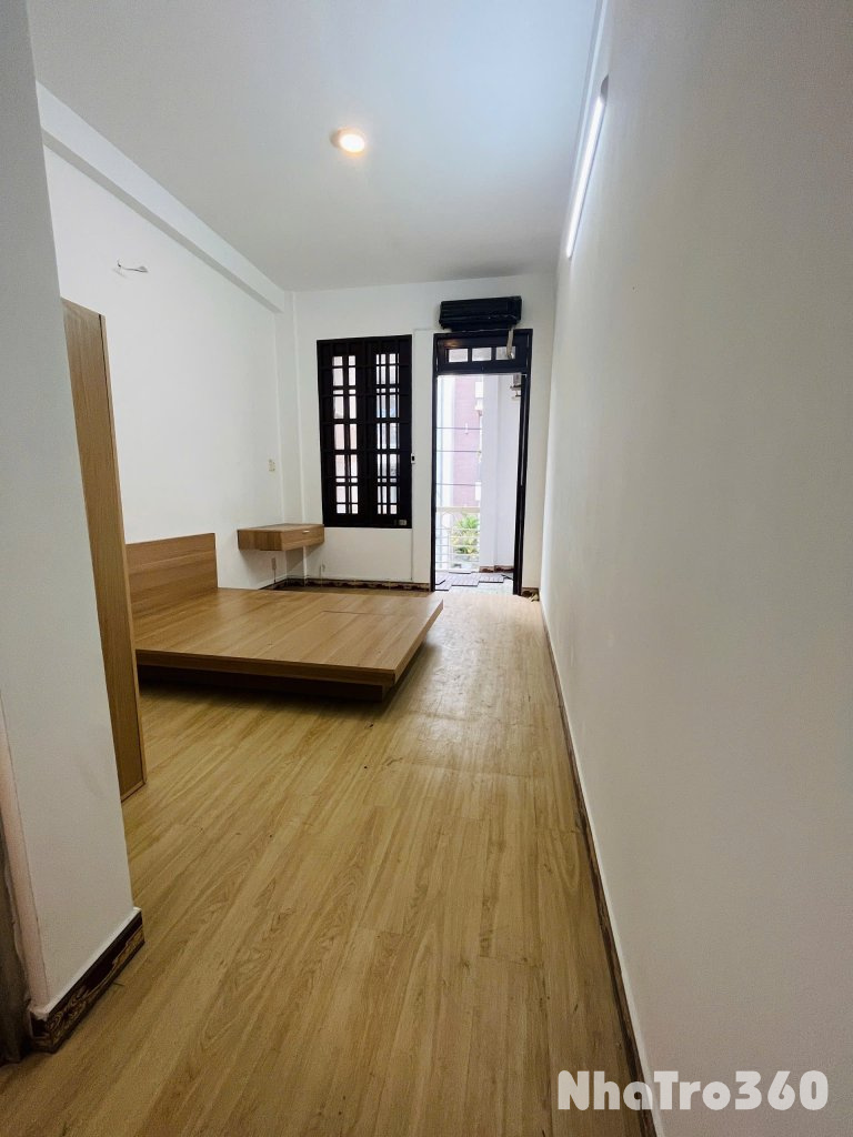 Cho thuê căn hộ Q10, đường 3 Tháng 2, gần Vạn Hạnh Mall, Nhà Thờ Đồng Tiến, ĐH Y Khoa, Huflit