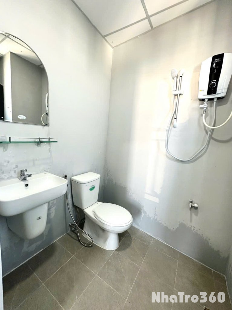 Cho thuê căn hộ 2PN, Q4, đường Tôn Thất Thuyết, gần Cầu Tân Thuận, ĐH Nguyễn Tất Thành, Nhà Thờ Xóm Chiếu