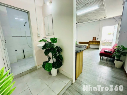 Chi thuê căn hộ ban công đầy đủ nội thất Tân Bình