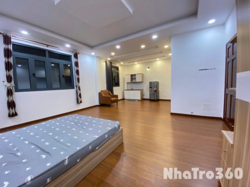 Tân Phú, phòng rộng 60m2, Full nội thất, rộng