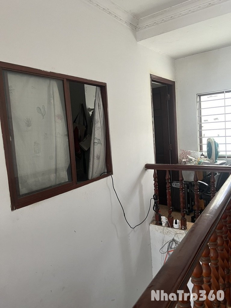 Nguyên tần thượng lầu 4 2phòng ngủ