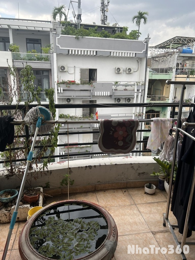 Nguyên tần thượng lầu 4 2phòng ngủ