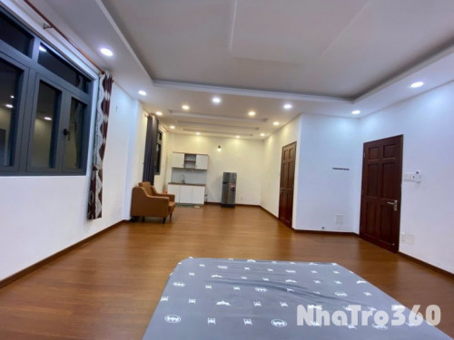 Tân Phú, phòng rộng 60m2, Full nội thất, rộng