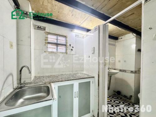 Có gác, thang máy, rộng thoáng, ở liền được