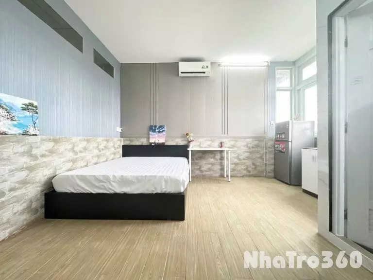 Full nội thất, cửa sổ trời, tự do, giá rẻ