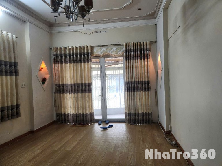 CHO THUÊ NHÀ NGUYÊN CĂN 3 PHÒNG NGỦ ĐƯỜNG TÔ VĨNH DIỆN P6 ĐÀ LẠT 13TR