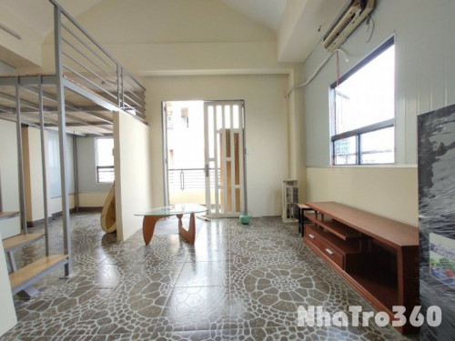 CHDV DUPLEX 2PN GẦN ĐH CÔNG THƯƠNG