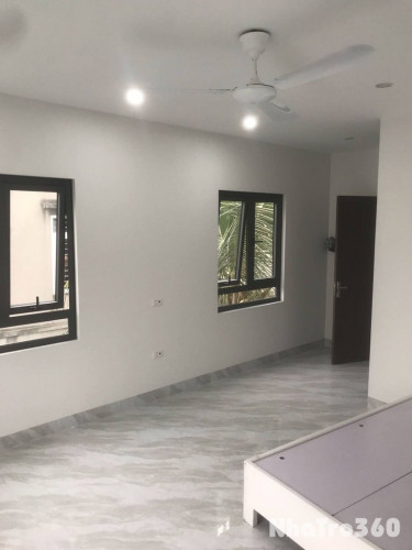 Cần cho thuê nhà phố Hoa Lâm