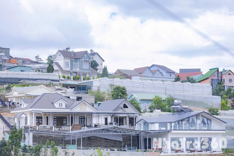 CHO THUÊ VILLA TRẠI MÁT P11 ĐÀ LẠT - HỒ BƠI NƯỚC NÓNG, BÃI ĐẬU XE, VIEW ĐỈNH - 40TR